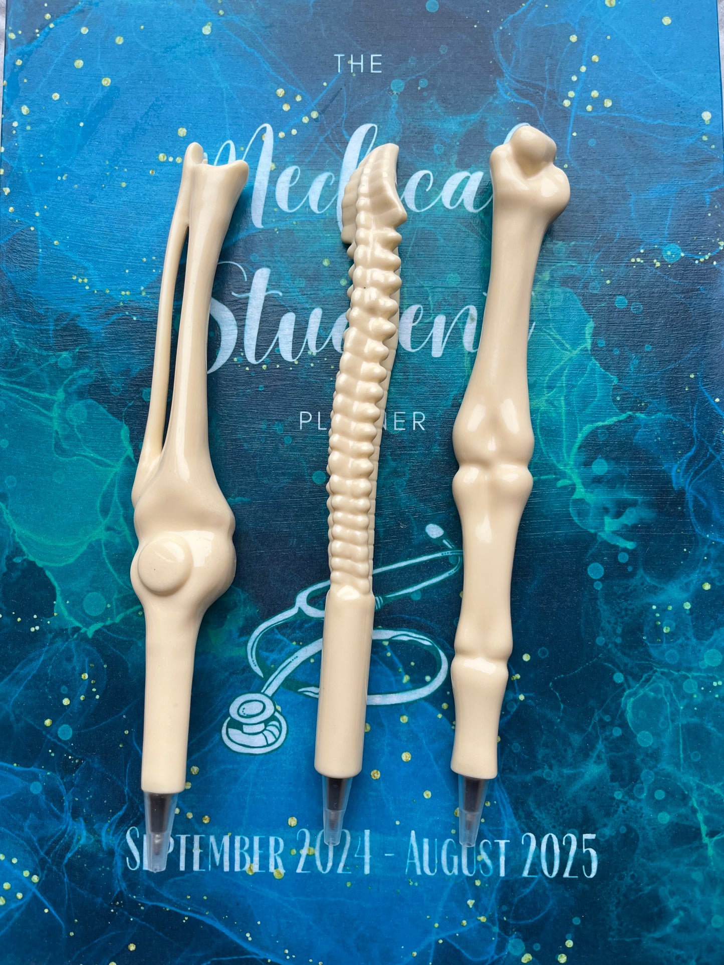 Bone-shaped ballpoint pen
